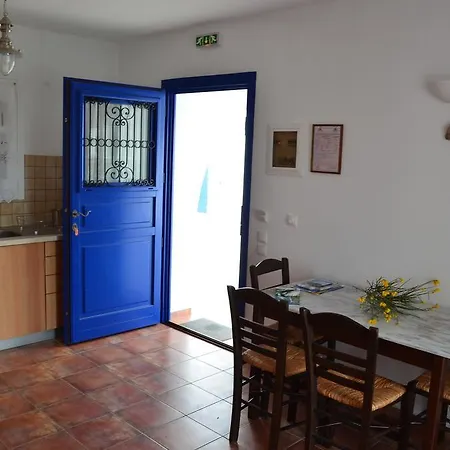 Maryianni Apartment
